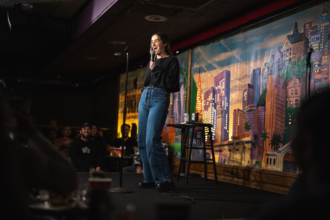 Why is Ali Macofsky so popular?